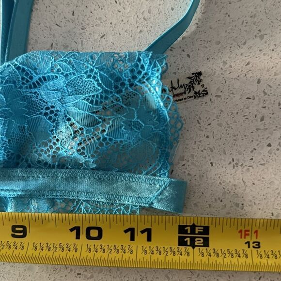 NWOT Free People Bright Eyes Bralette Blue Lace Sheer Flirty Romantic Adjustable - Picture 15 of 16